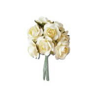 12 White Mousse Small Roses Bouquet