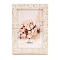 Plastic frame with glass 15х21 3465/03 (cream glitter)